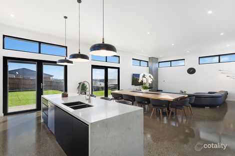 Property photo of 185 Grantham Drive Highton VIC 3216