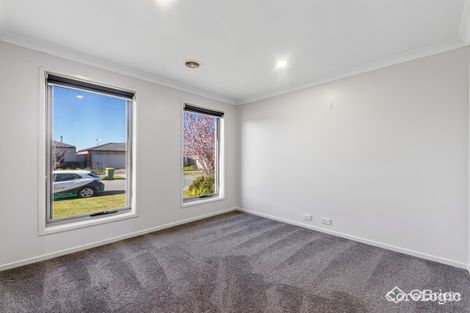 Property photo of 23 Warbler Street Pakenham VIC 3810