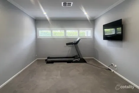 Property photo of 31 Roty Avenue Renwick NSW 2575