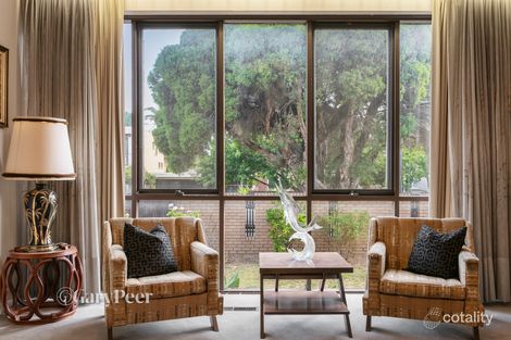 Property photo of 6 Alston Grove St Kilda East VIC 3183