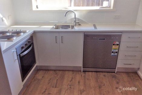 2/50 Barton St, Reservoir, VIC 3073