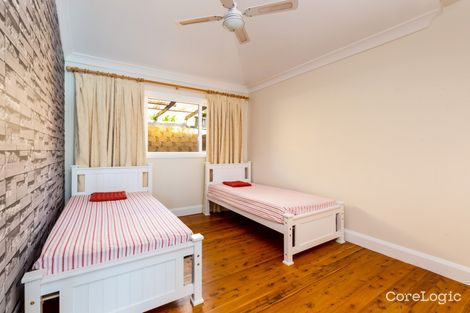 Property photo of 8 Yaringa Lane Carey Bay NSW 2283