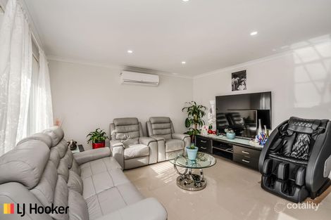 Property photo of 10 Stang Place Macgregor ACT 2615