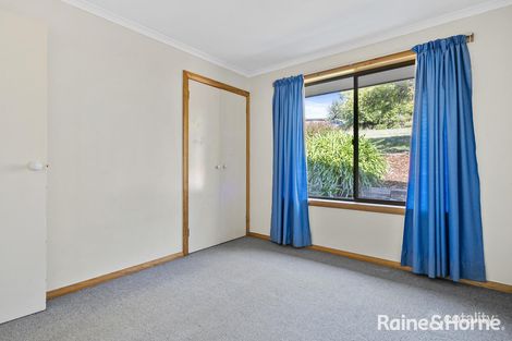 Property photo of 6 Mariner Circle Huntingfield TAS 7055