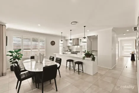Property photo of 32 Harper Street Pallara QLD 4110