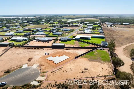 Property photo of 14 Ardrossan Court Gol Gol NSW 2738