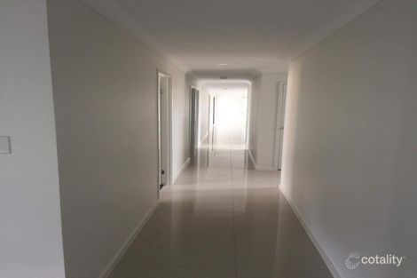 Property photo of 9 Rise Crescent Pimpama QLD 4209