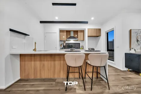 Property photo of 1 Viola Circuit Clyde VIC 3978