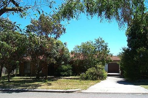 80 Sierra Cres, Orana, WA 6330