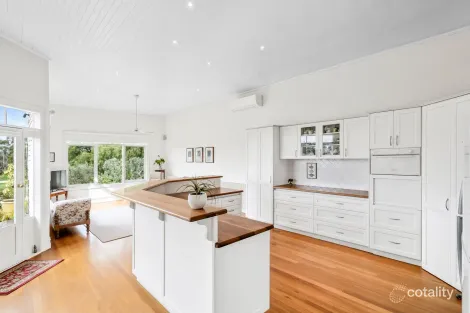 Property photo of 30 Queen Street Colac VIC 3250