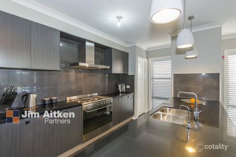 Property photo of 5 Bowen Close Jordan Springs NSW 2747