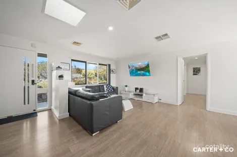 Property photo of 19 Epenarra Close Hawker ACT 2614