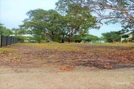 23 Lakeside Ave, Macleay Island, QLD 4184