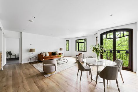 Property photo of 306/30 St Andrews Place East Melbourne VIC 3002