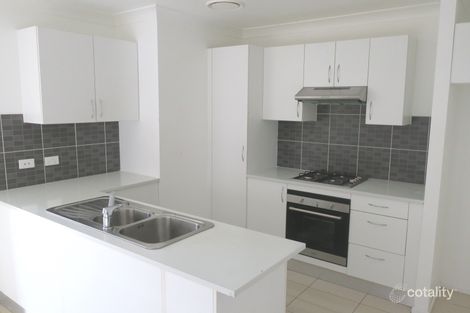 Property photo of 57 Taradale Drive Ropes Crossing NSW 2760