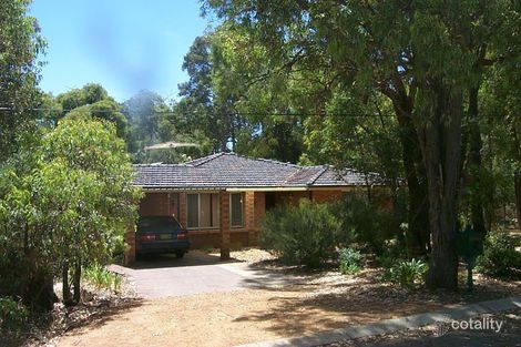 Property photo of 1 Berrima Court Glen Forrest WA 6071
