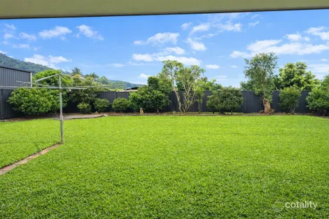 Property photo of 22 Kangaroo Street Bentley Park QLD 4869