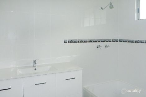 Property photo of 2/28 Parkside Street Tannum Sands QLD 4680