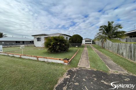 Property photo of 16 Dunn Road Avenell Heights QLD 4670