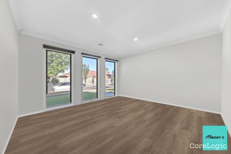 Property photo of 32 Cepora Road Tarneit VIC 3029