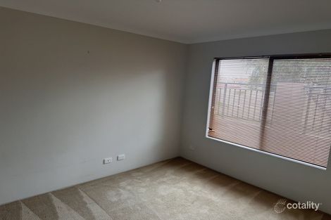 Property photo of 2/69 Westview Parade Wannanup WA 6210