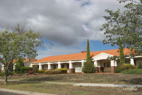 13 Castlewellan Bvd, Hillside, VIC 3037