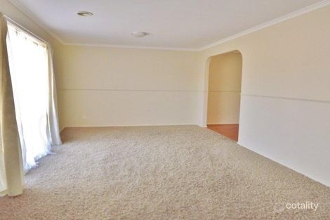 Property photo of 8 Fern Close Newborough VIC 3825