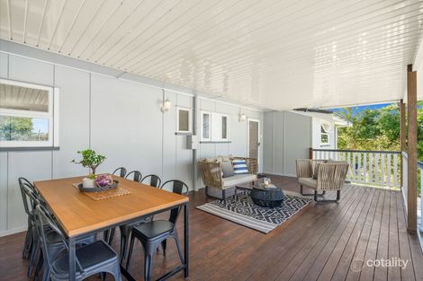 Property photo of 9 Cavanaugh Street Wynnum West QLD 4178