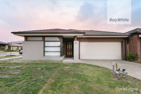 Property photo of 1 Glenfern Street Keysborough VIC 3173