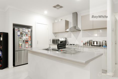 Property photo of 1 Glenfern Street Keysborough VIC 3173