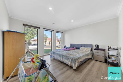 Property photo of 32 Cepora Road Tarneit VIC 3029