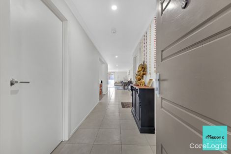 Property photo of 32 Cepora Road Tarneit VIC 3029