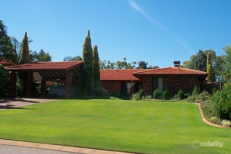 7 Cavalier Ct, Thornlie, WA 6108