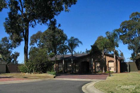 6 Lauriston Pl, St Clair, NSW 2759