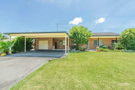 4 Yellow Gum Cl, Glenmore Park, NSW 2745