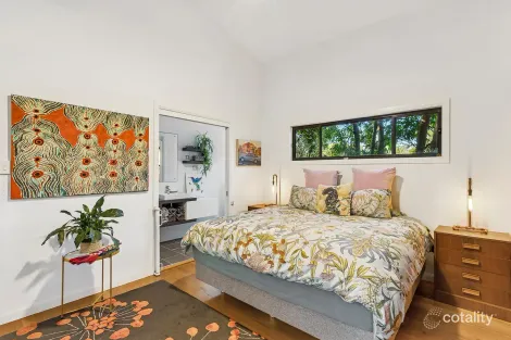 Property photo of 2 Nooree Lane Avoca Beach NSW 2251