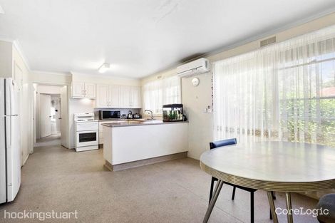 Property photo of 33 Connel Drive Melton South VIC 3338