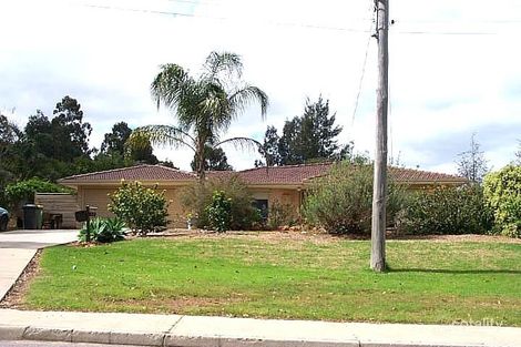 15 Holden Rd, Roleystone, WA 6111