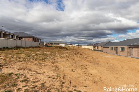 16 Newlands Cres, Kelso, NSW 2795