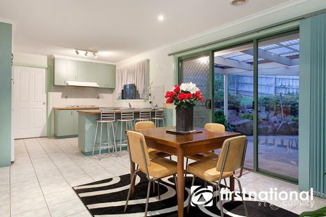 Property photo of 12 Fleming Terrace Pakenham VIC 3810