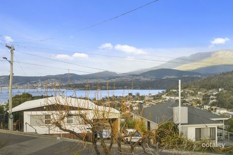 26 Karoola Rd, Lindisfarne, TAS 7015
