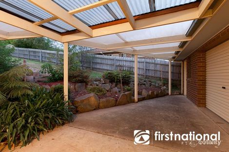 Property photo of 12 Fleming Terrace Pakenham VIC 3810