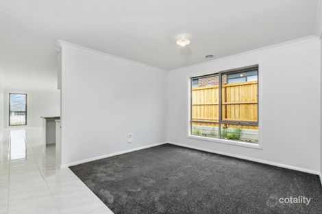 Property photo of 21 Ambleside Way Officer VIC 3809