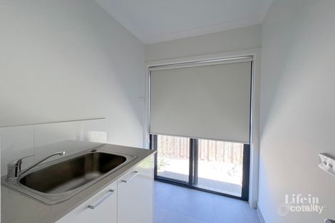 Property photo of 20 Lavinia Street Greenvale VIC 3059