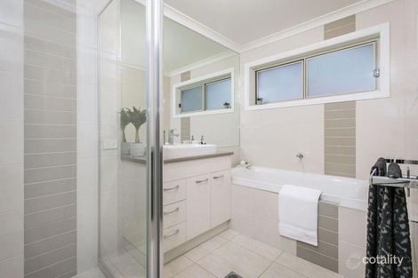 Property photo of 1 Mortimer Terrace Leneva VIC 3691