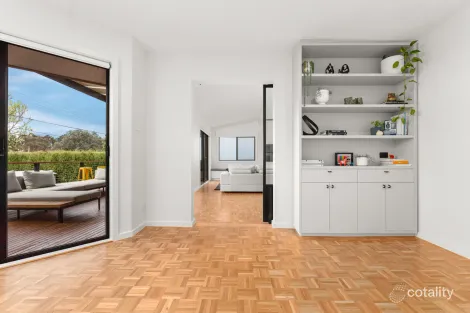 Property photo of 14 Derwent Street Lyons ACT 2606