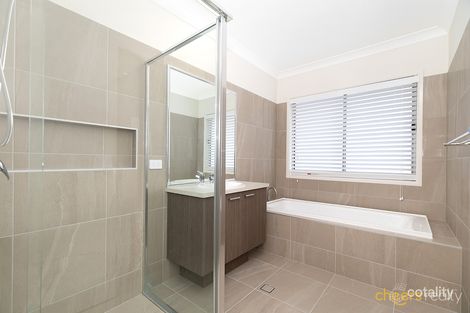 Property photo of 16 Cassidy Crescent Bridgeman Downs QLD 4035