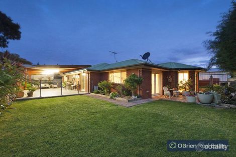 Property photo of 5 Stephanie Close Berwick VIC 3806