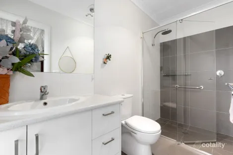 Property photo of 1/28 Dundas Street Miners Rest VIC 3352