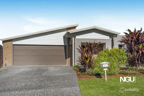 8 Wright Cres, Flinders View, QLD 4305